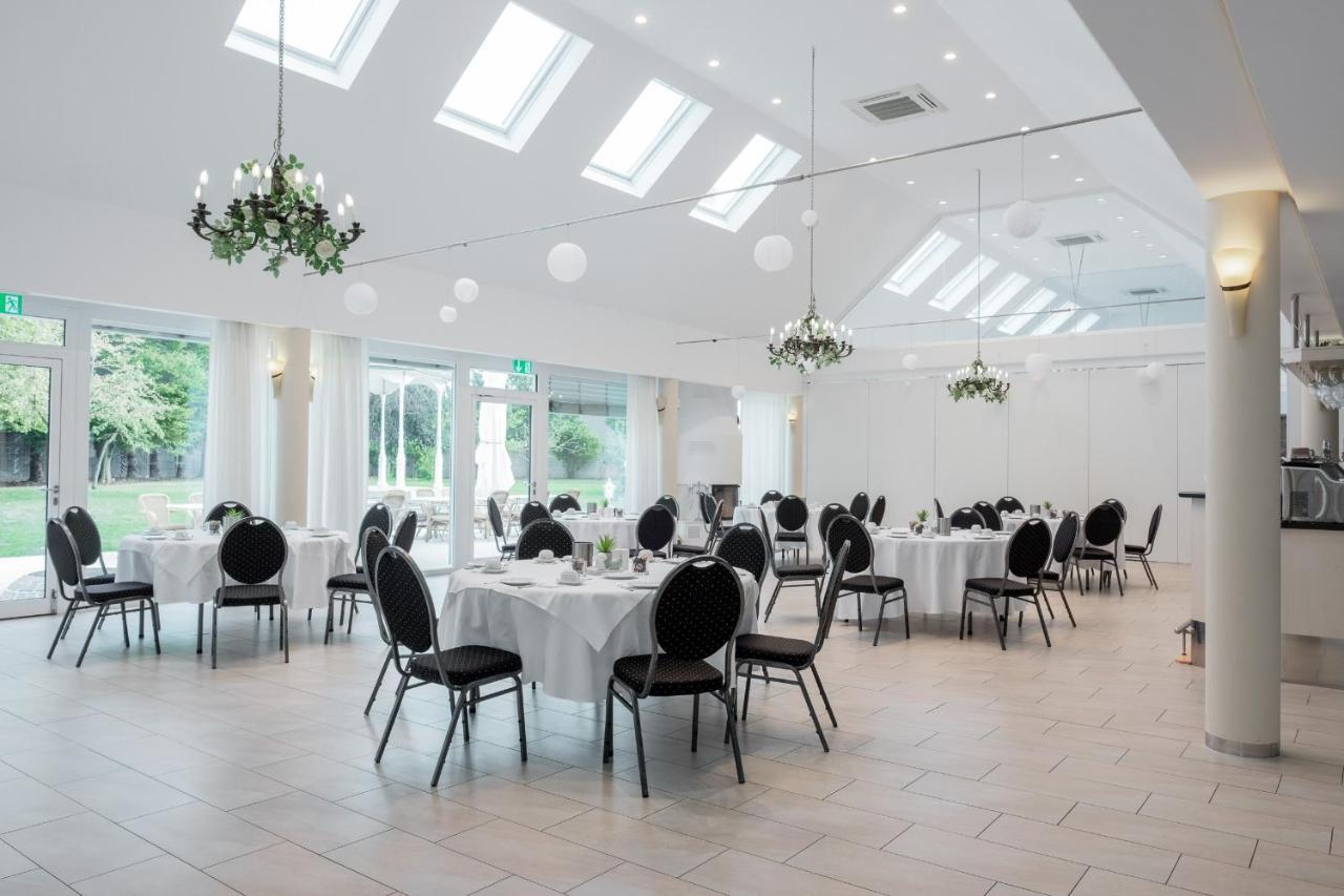 Landhotel Classhof Willich Esterno foto