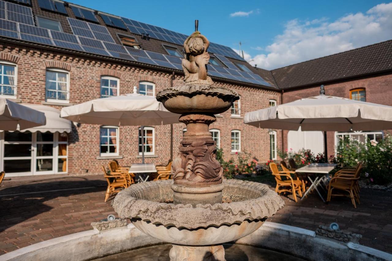 Landhotel Classhof Willich Esterno foto